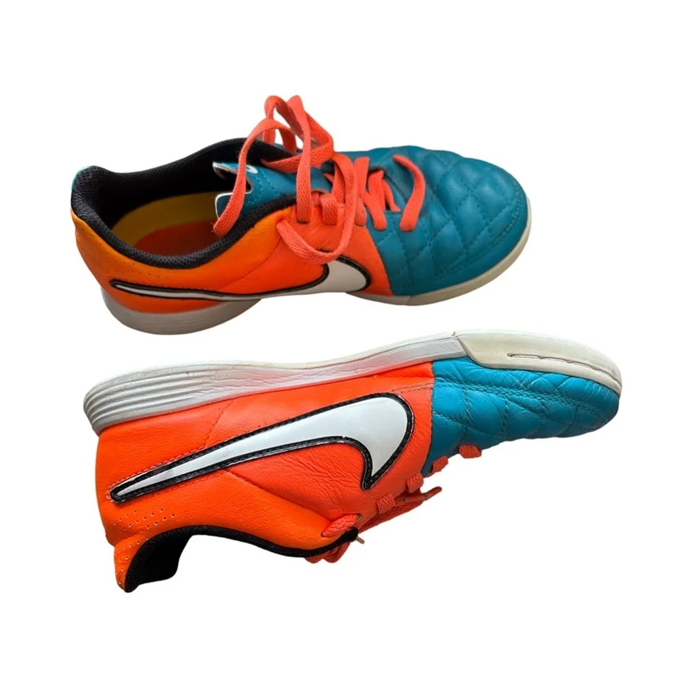 Nike JR Tiempo Genio Leather IC Boy's Soccer Shoes - US 1.5Y
